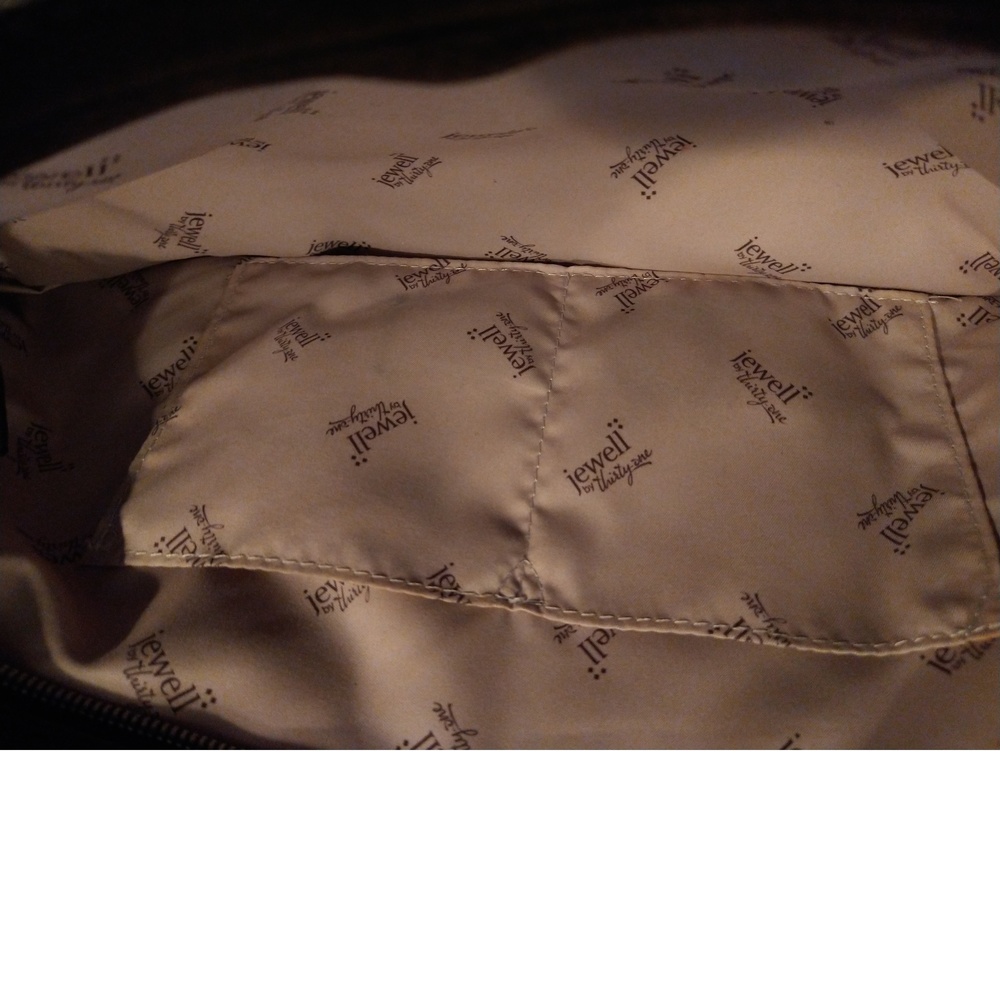 VERY NICE JEWELL BY THIRTY ONE BLACK & WHITE HANDBAG - NICE - Picture 6 of 8